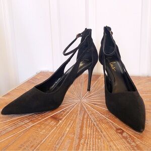NIB Lulu’s Black Faux Suede Pointed-toe Ankle Strap Stiletto Heels in Size 10